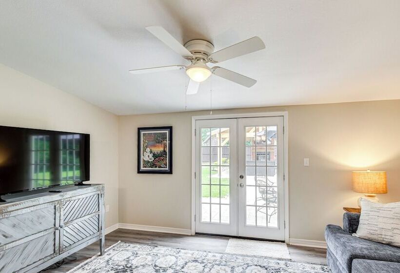 Modern Ocean Springs Home W/ 2 Patios & Gas Grill