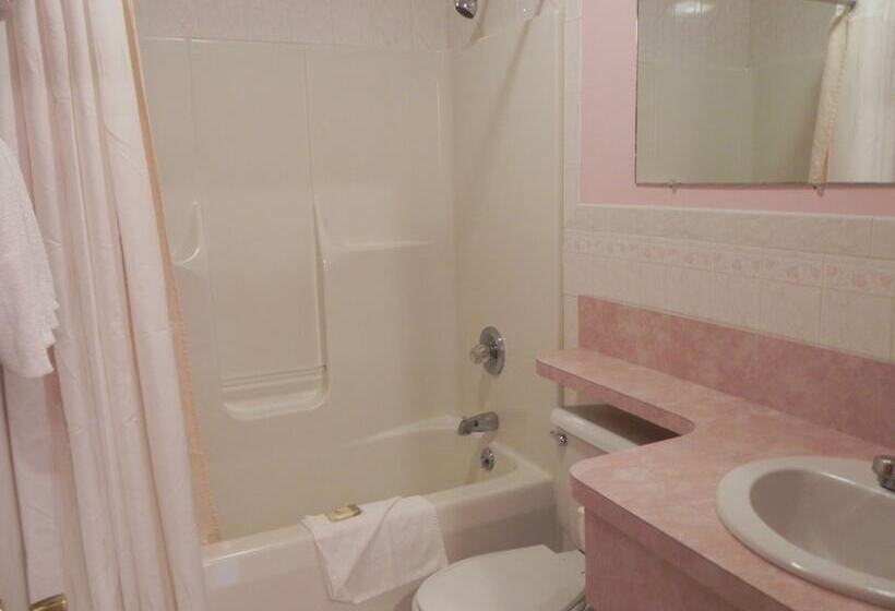 Mohican Resort Motel