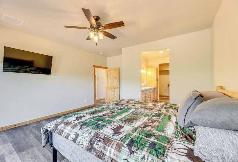 Peaceful Payson Retreat: Fish, Hike & Explore!