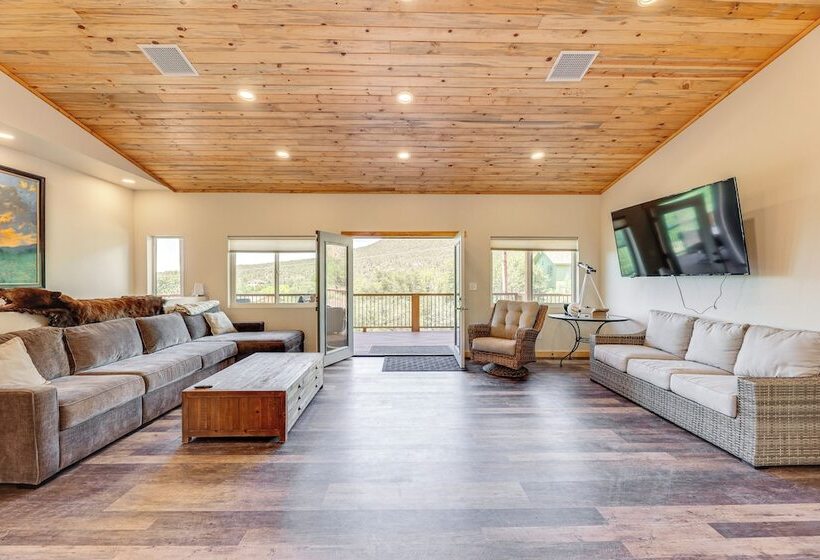 Peaceful Payson Retreat: Fish, Hike & Explore!