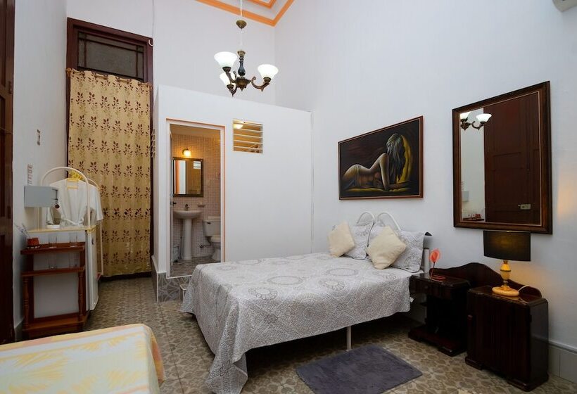 Pension Casa Colonial Marlen Y Lachi