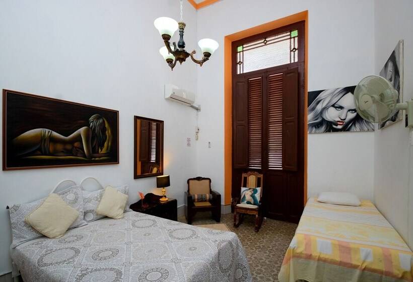 Pension Casa Colonial Marlen Y Lachi