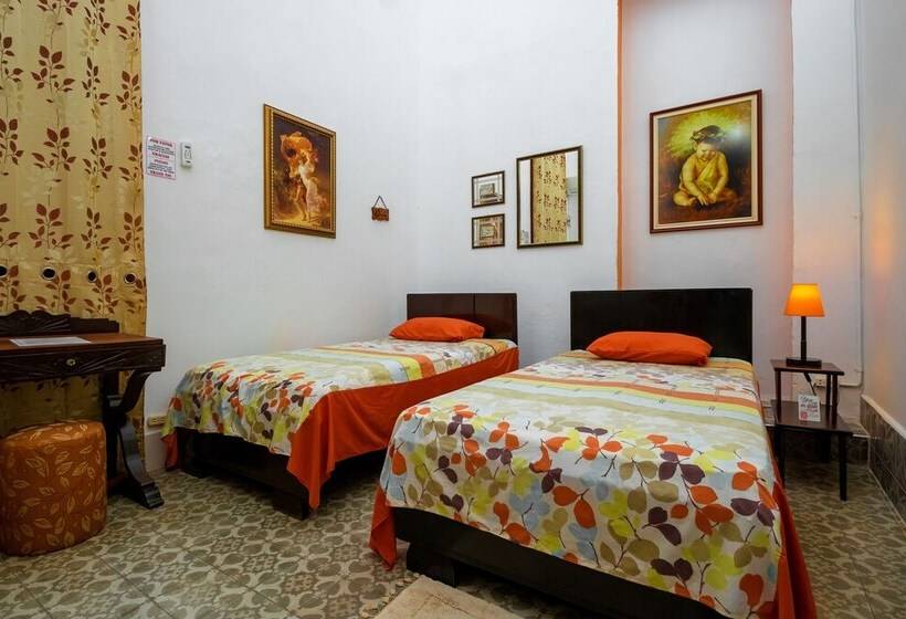 Pension Casa Colonial Marlen Y Lachi