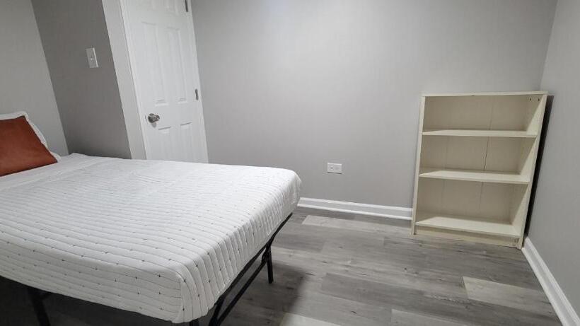 ペンション Chicago Avenue Inn