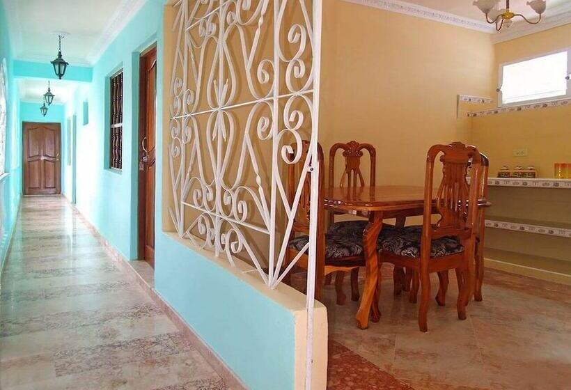 Pension Hostal Sun Life Trinidad