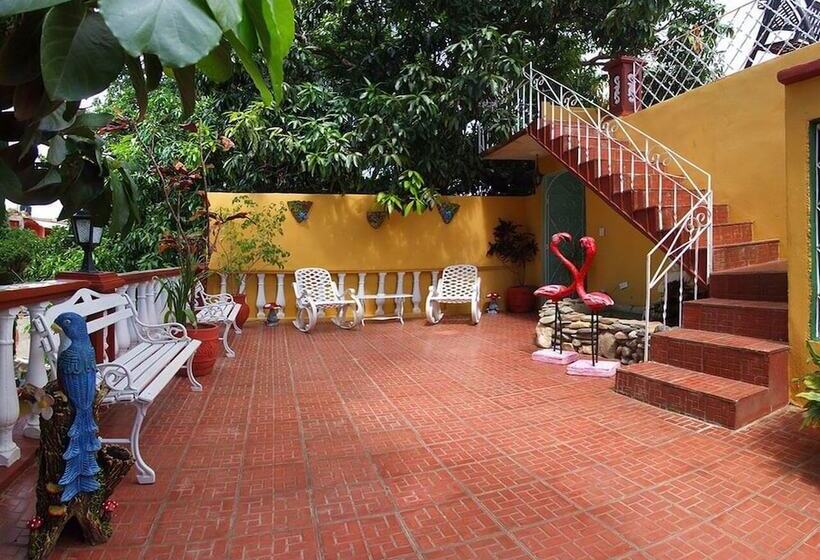 膳宿费 Hostal Sun Life Trinidad