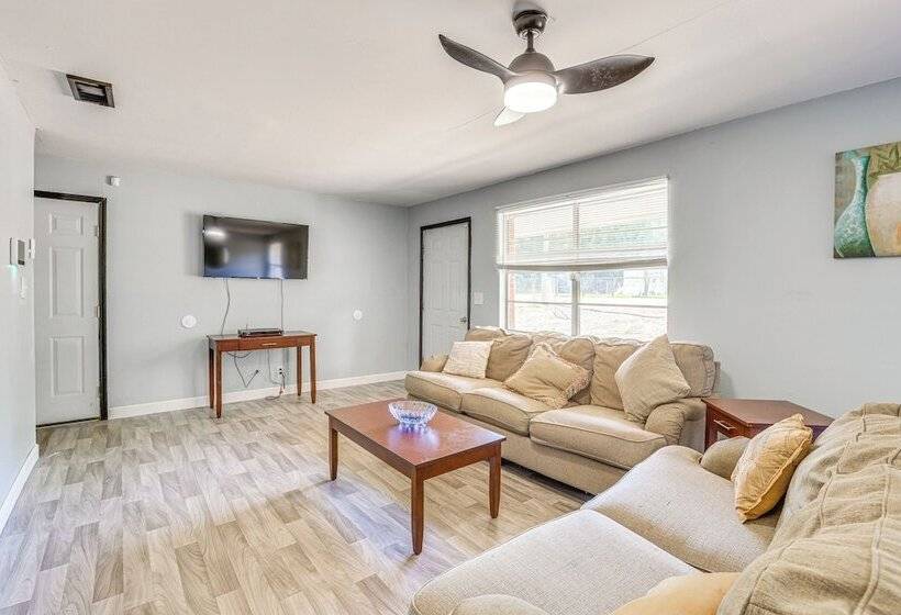 Pet Friendly Brent Home W/ Spacious & Fenced Yard!