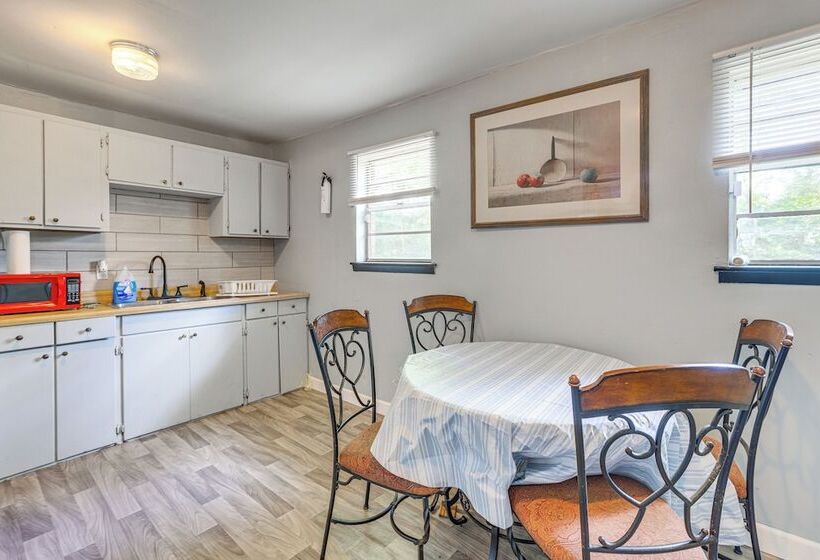 Pet Friendly Brent Home W/ Spacious & Fenced Yard!