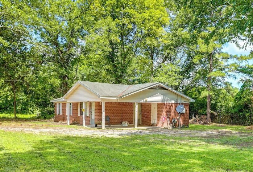 Pet Friendly Brent Home W/ Spacious & Fenced Yard!