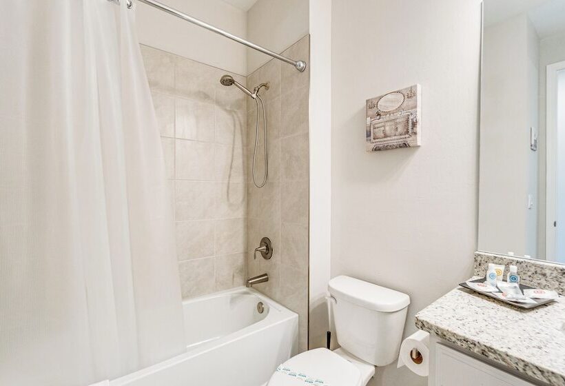 Pet Friendly Port Charlotte Home W/ Gas Grill!