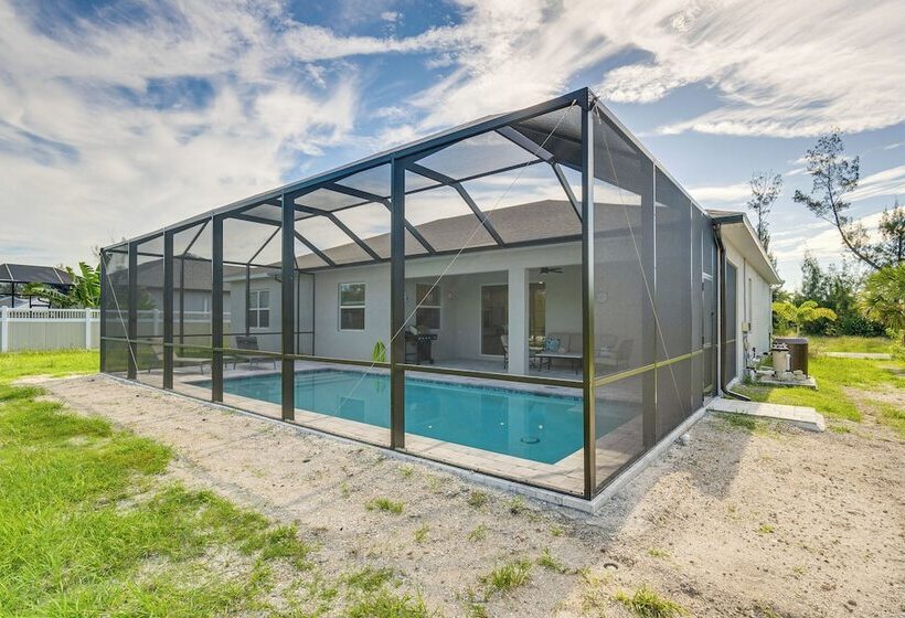 Pet Friendly Port Charlotte Home W/ Gas Grill!