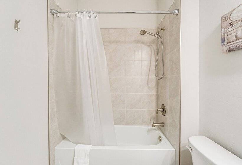 Pet Friendly Port Charlotte Home W/ Gas Grill!