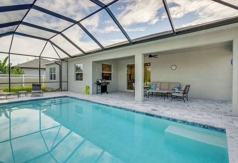 Pet Friendly Port Charlotte Home W/ Gas Grill!
