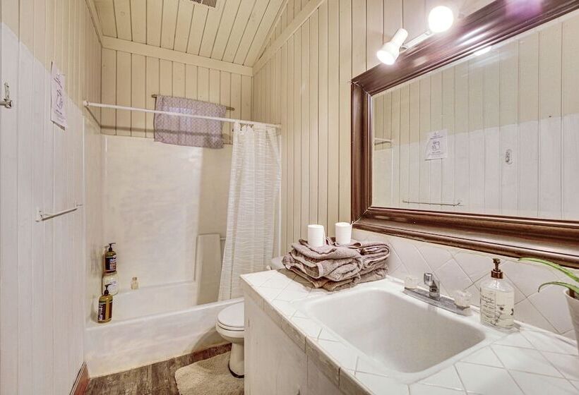 Pet Friendly Ramona Home W/ Mountain Views!