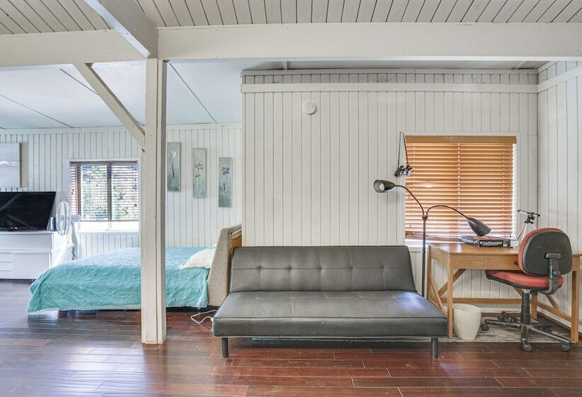 Pet Friendly Ramona Home W/ Mountain Views!