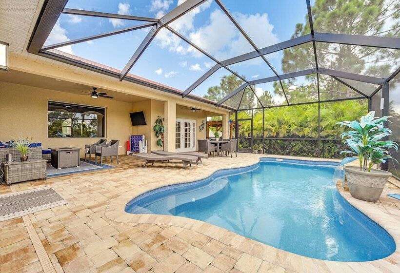 Golf & Hike: Lehigh Acres Home W/ Pool & Lanai