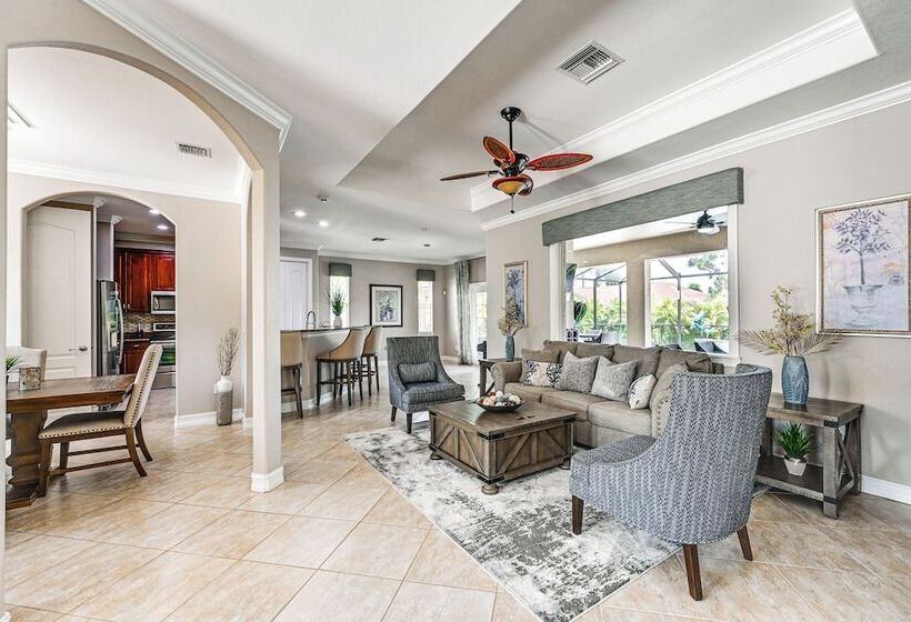 Golf & Hike: Lehigh Acres Home W/ Pool & Lanai