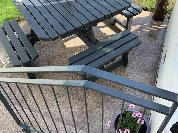 住所  Unique House In An Idyllic Situation On A Beach