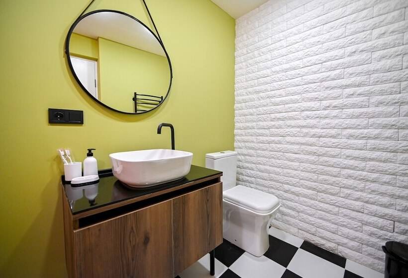 Rooms Apart Hotel Yerevan