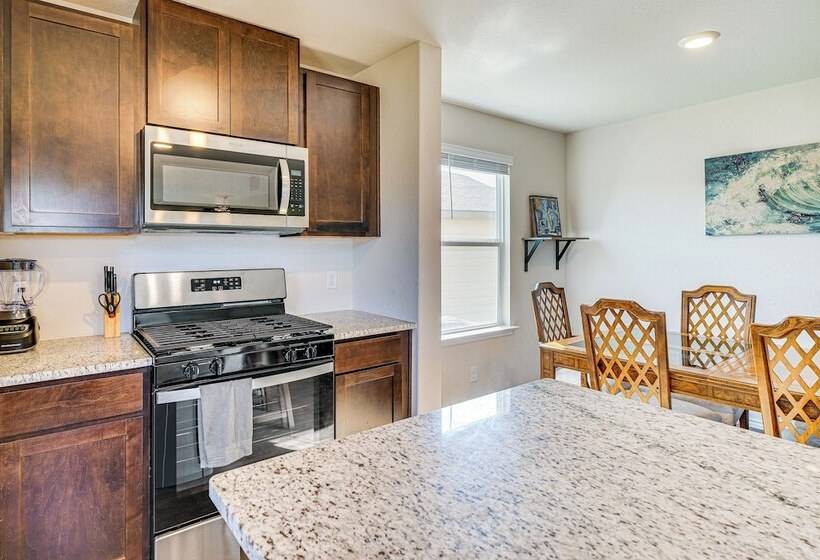 San Antonio Home W/ Pool Access: 11 Mi To Seaworld