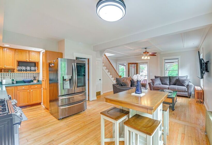 Saratoga Springs Home W/ Hot Tub: Walk To Downtown