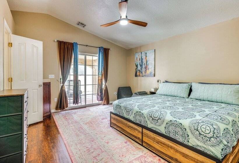 Spacious Mesquite Home ~ 3 Mi To Golf Courses!