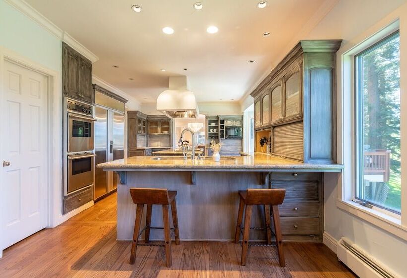 Tahoe Star By Avantstay 7mins To Incline Village, Luxe Mansion