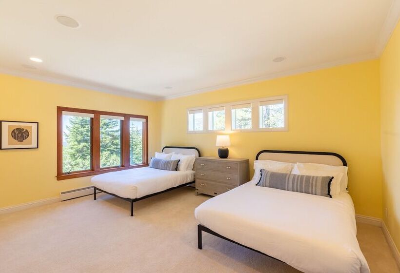 Tahoe Star By Avantstay 7mins To Incline Village, Luxe Mansion