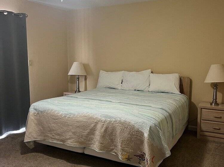 The Moorings Hotel And Marina