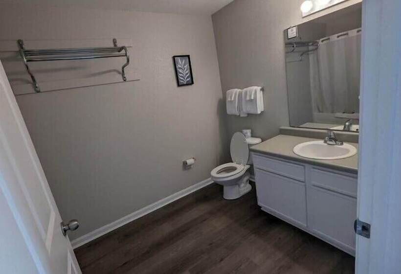 The Moorings Hotel And Marina