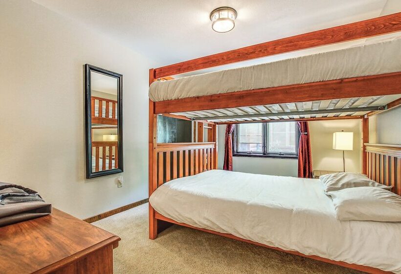 Waterfront Central Wisconsin Cabin W/ Indoor Pool!