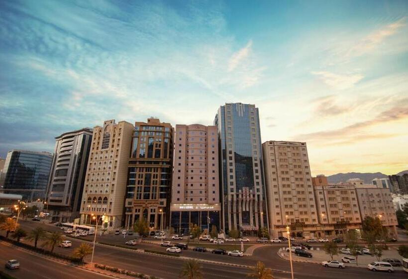 בית מלון כפרי Snood Al Azizya