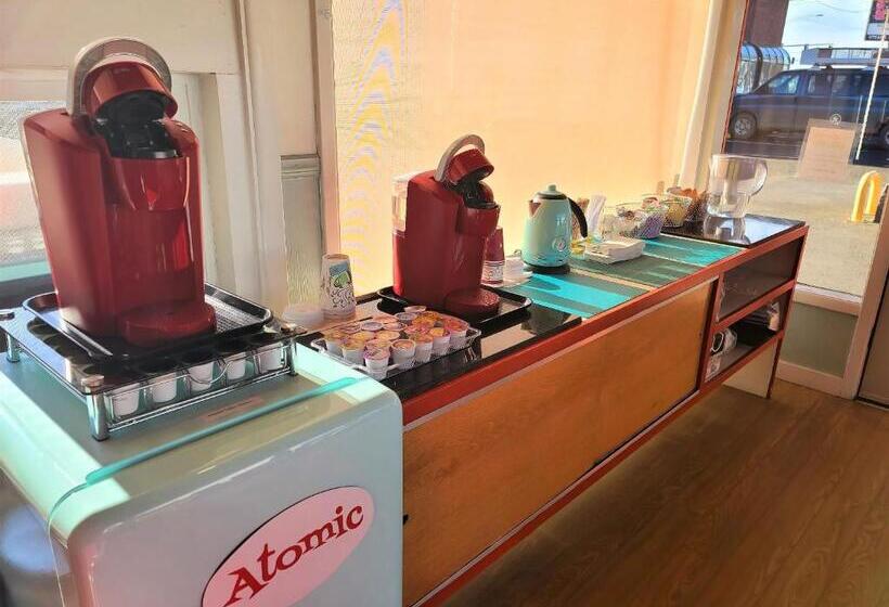 Atomic Motel