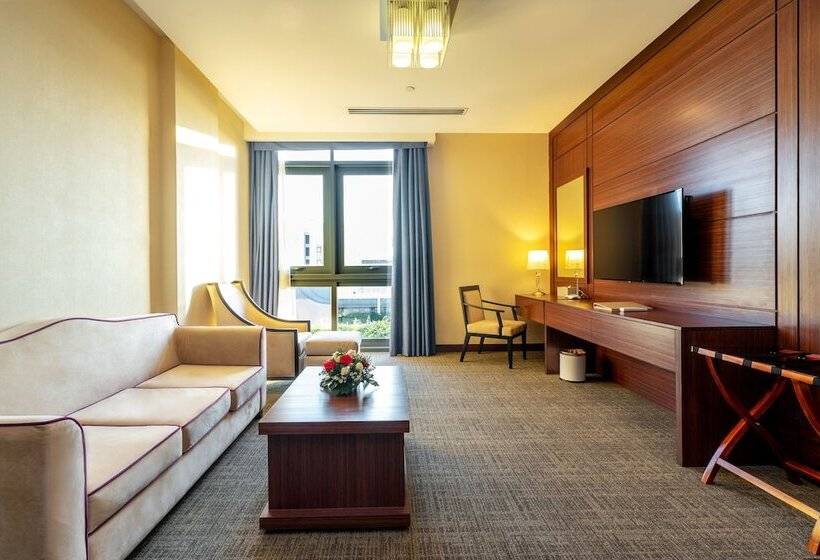 Becamex Hotel New City