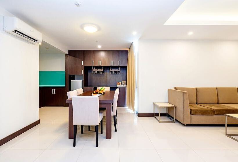 Becamex Hotel New City