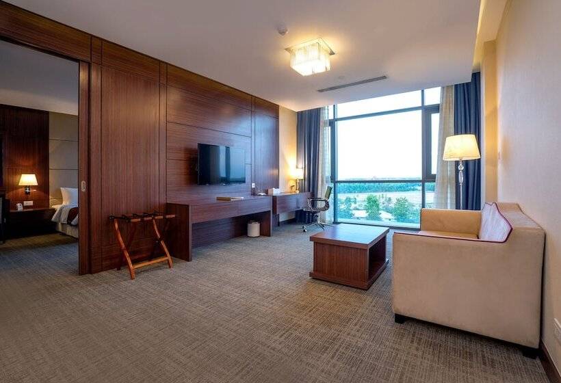 Becamex Hotel New City