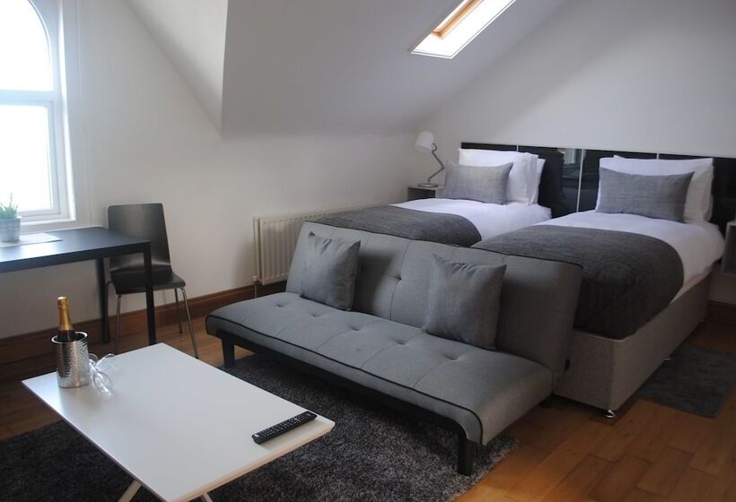 Bed and Breakfast 30seacliff