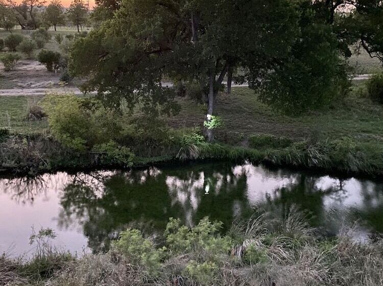 צימר City On A Hill At Spring Creek