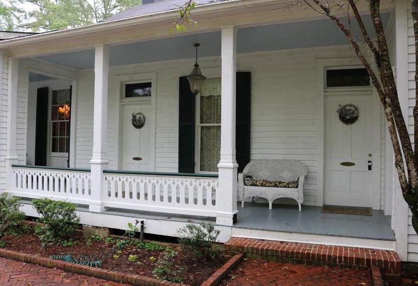 مبيت وإفطار Collina Plantation Inn