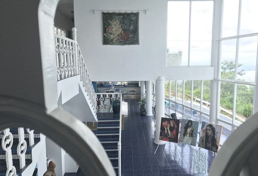 تختخواب و صبحانه Costiera Fermiliana Tagaytay