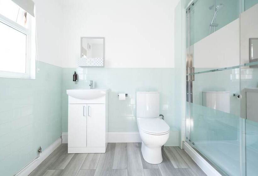 مبيت وإفطار Crab And Lobster Inn