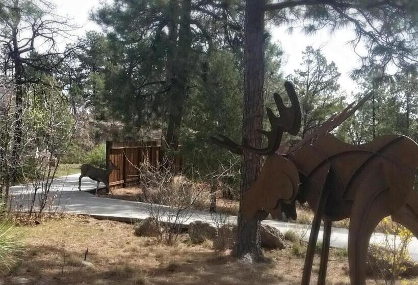 مبيت وإفطار Pueblo Canyon Inn