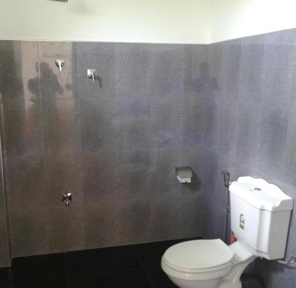 ベッドアンドブレックファースト Sunset Surfing Beach Resort