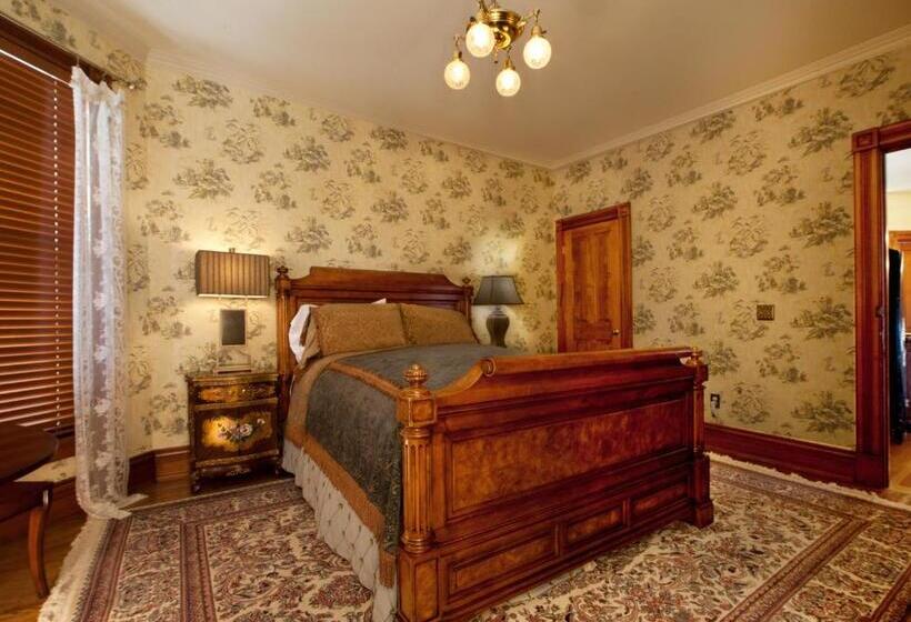 Historic Webster House Bed And Breakfast Inn
