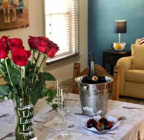 Bed and Breakfast The Old Liberty Schoolhouse