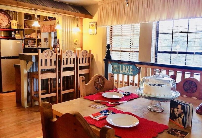 Bed and Breakfast The Old Liberty Schoolhouse