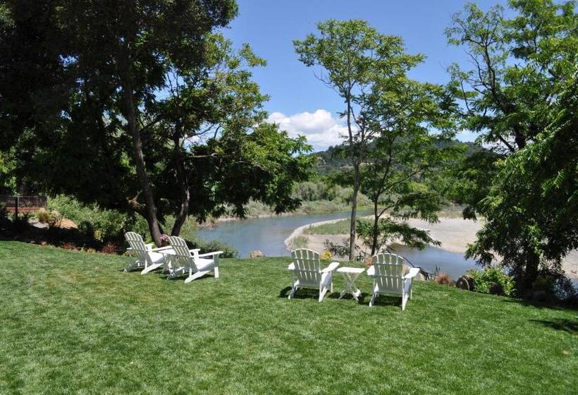 مبيت وإفطار The River Belle Inn