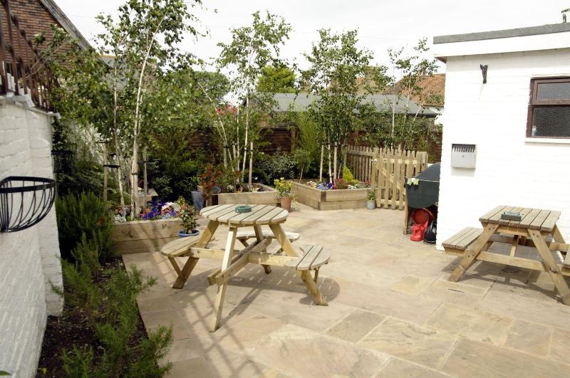 مبيت وإفطار The Six Bells