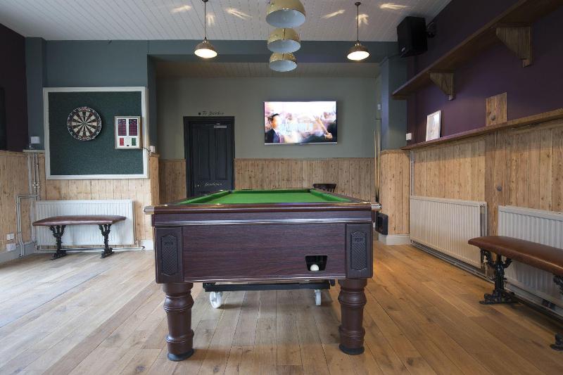 مبيت وإفطار The Six Bells