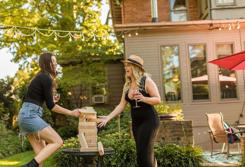 住宿加早餐  West Park Gardens